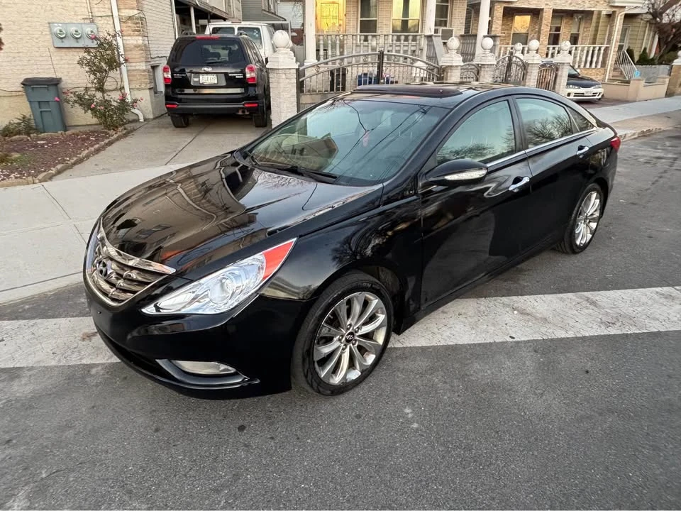 2011 Hyundai Sonata - Image 3 of 14