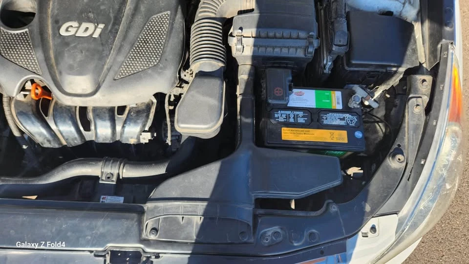 2011 Hyundai Sonata - Image 7 of 18