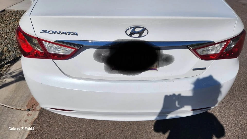 2011 Hyundai Sonata - Image 3 of 18