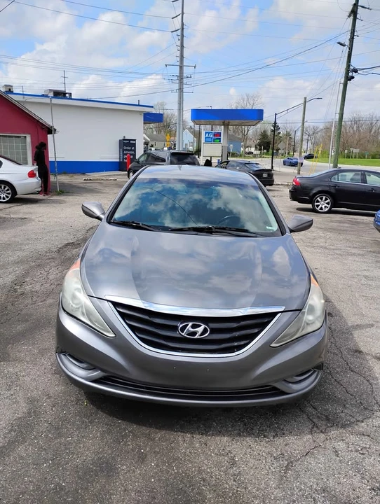 2011 Hyundai Sonata - Image 8 of 8
