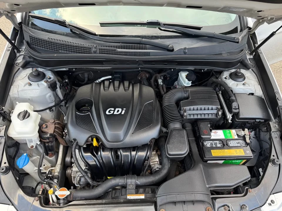 2011 Hyundai Sonata - Image 15 of 15