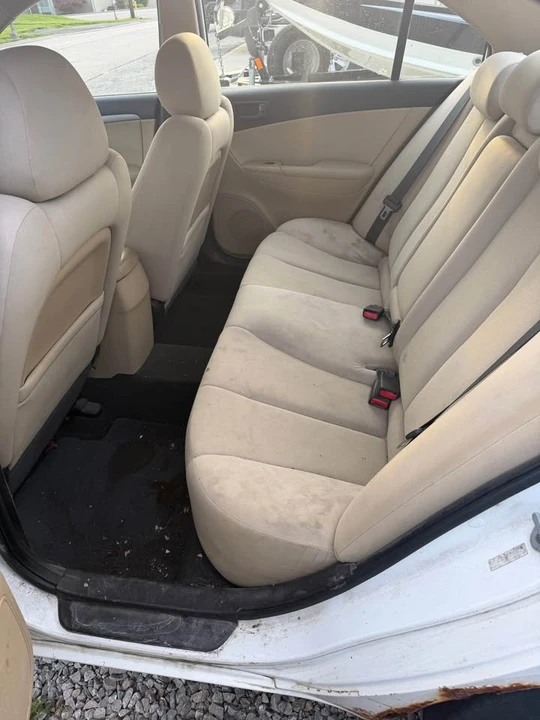 2011 Hyundai Sonata - Image 6 of 11