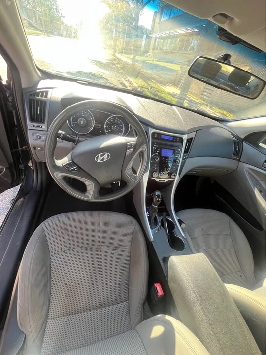 2011 Hyundai Sonata - Image 11 of 11