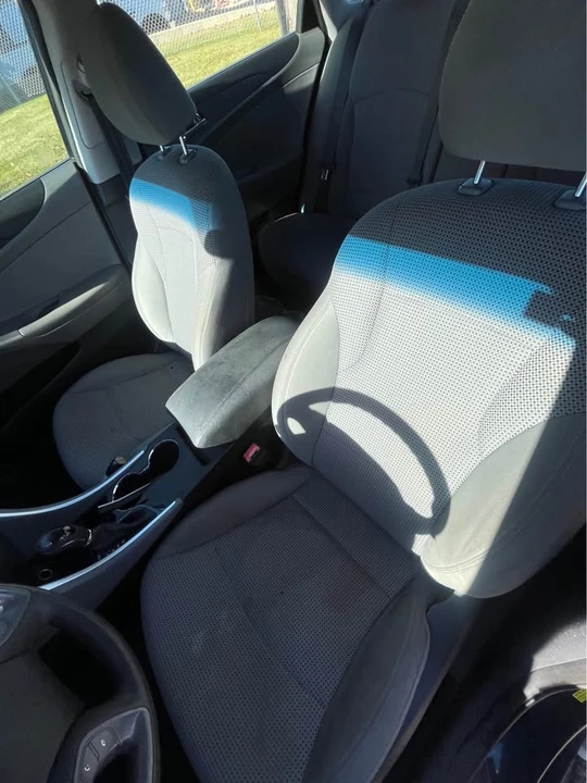 2011 Hyundai Sonata - Image 8 of 11