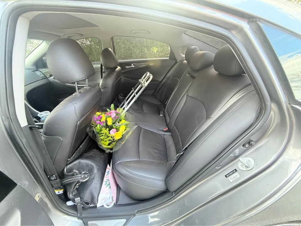 2011 Hyundai Sonata - Image 14 of 19