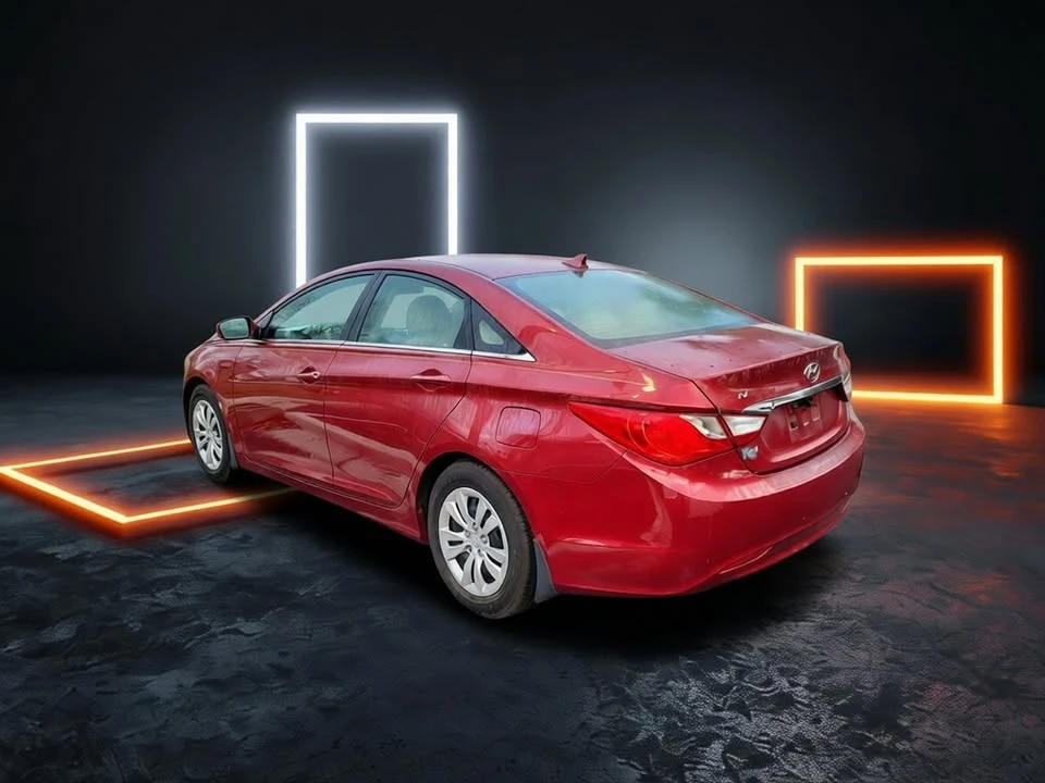 2011 Hyundai Sonata - Image 14 of 17