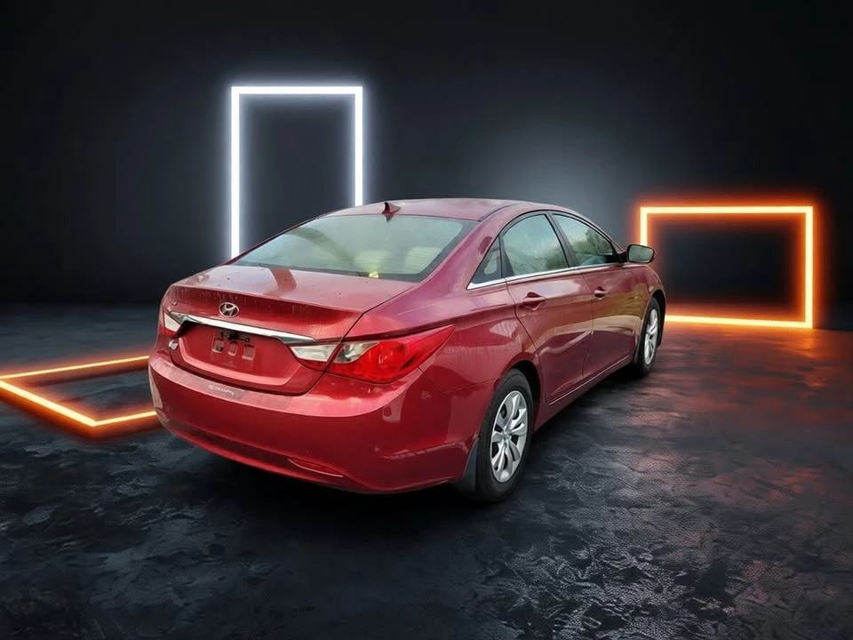 2011 Hyundai Sonata - Image 12 of 17