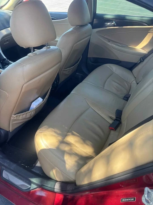 2011 Hyundai Sonata - Image 10 of 10