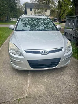 2011 Hyundai Touring