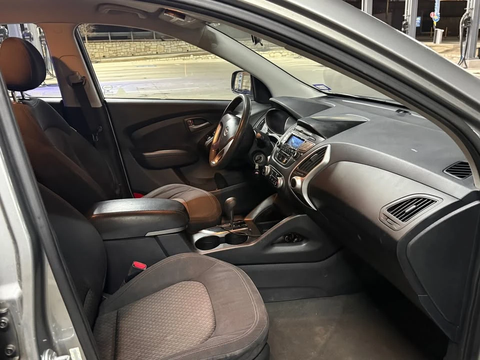 2011 Hyundai Tucson - Image 7 of 9