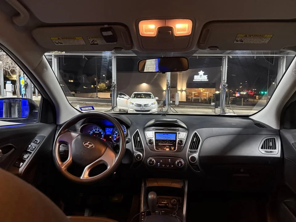 2011 Hyundai Tucson - Image 6 of 9