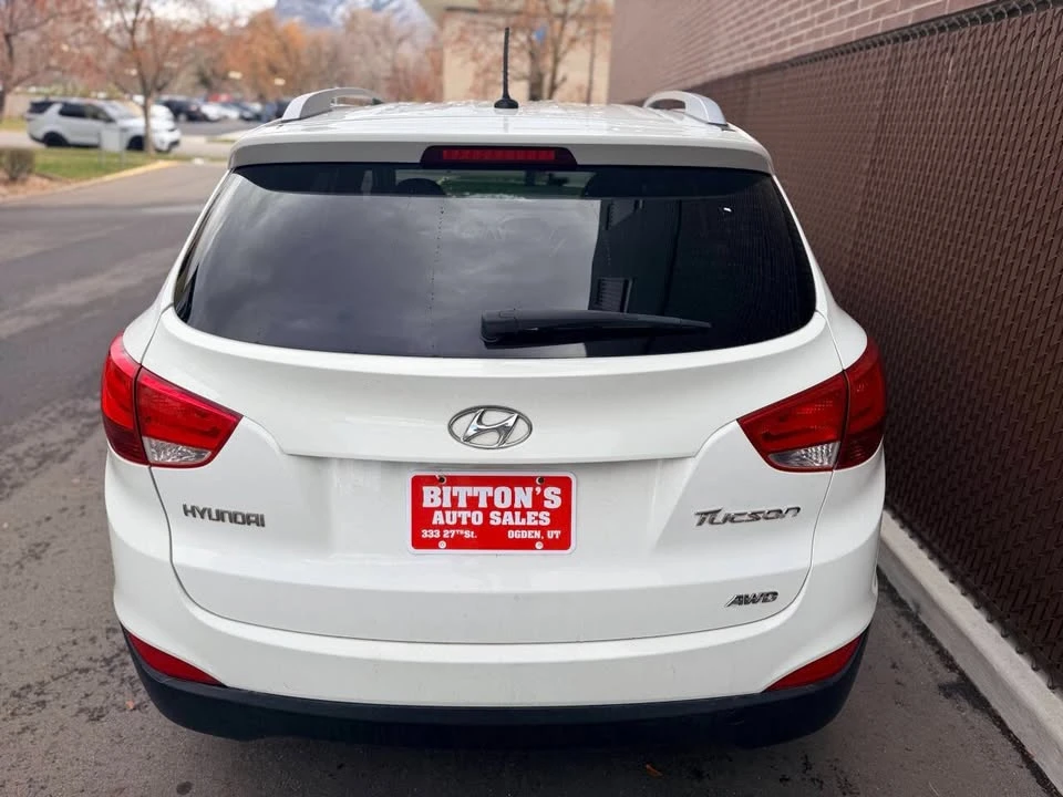 2011 Hyundai Tucson - Image 6 of 18