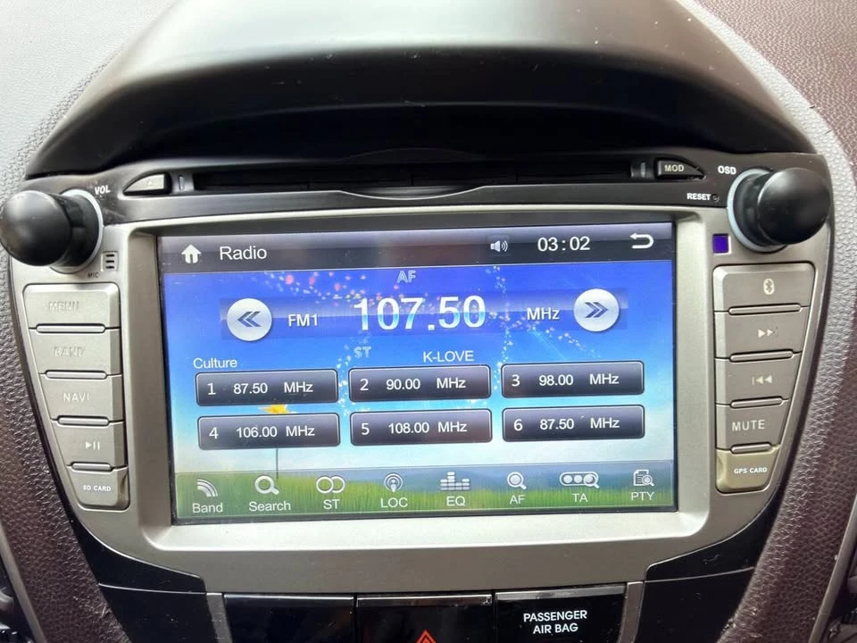 2011 Hyundai Tucson - Image 13 of 18