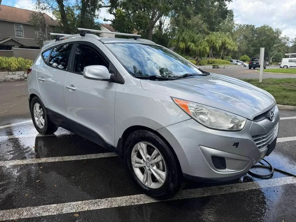 2011 Hyundai Tucson - Image 2 of 9