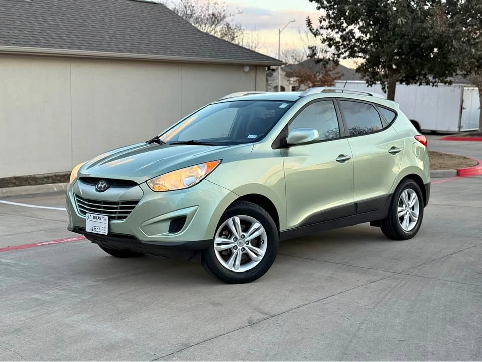 2011 Hyundai Tucson - Image 2 of 20