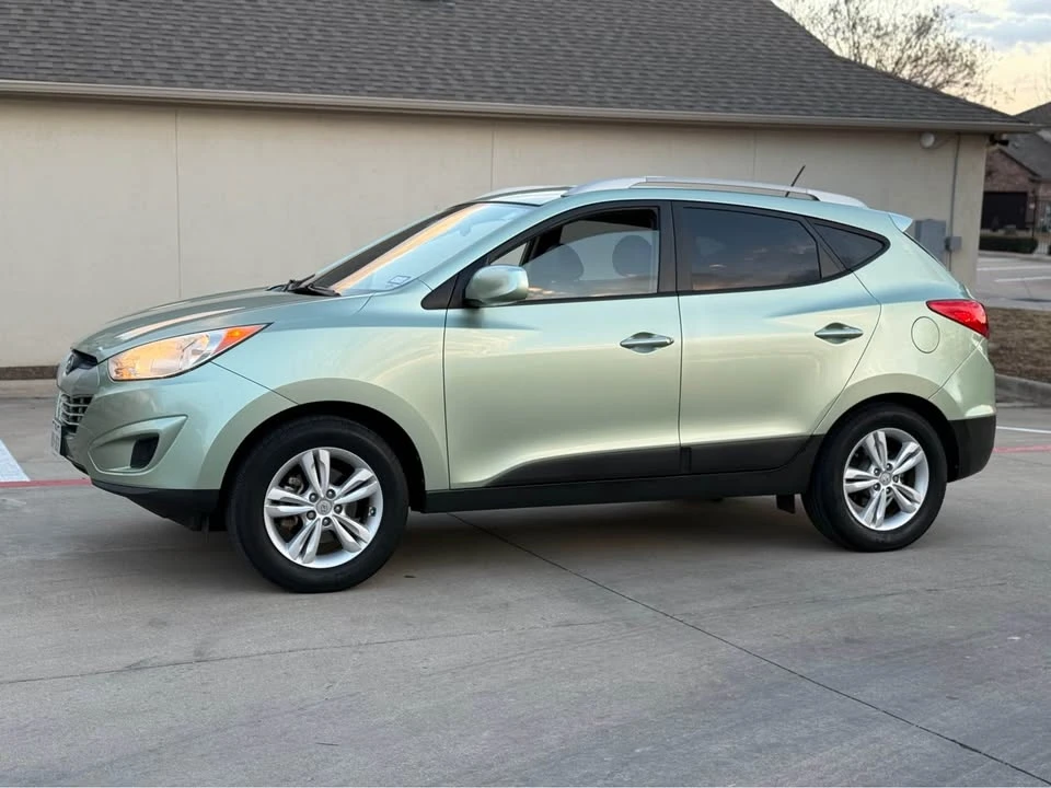 2011 Hyundai Tucson - Image 9 of 20