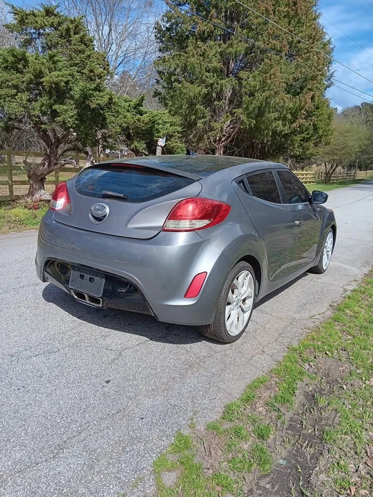 2011 Hyundai Veloster - Image 3 of 8
