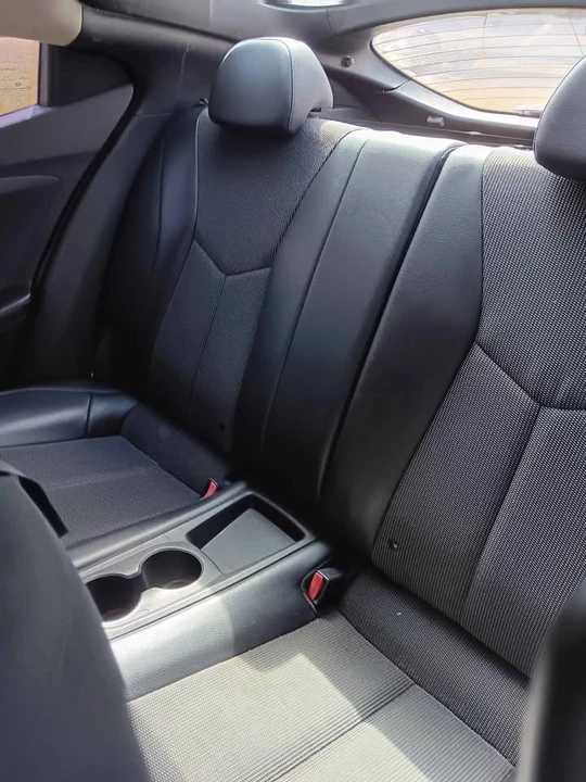 2011 Hyundai Veloster - Image 5 of 8
