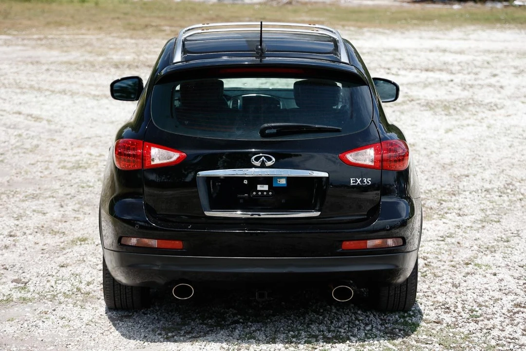 2011 Infiniti EX/QX50 1st Gen - Image 9 of 31