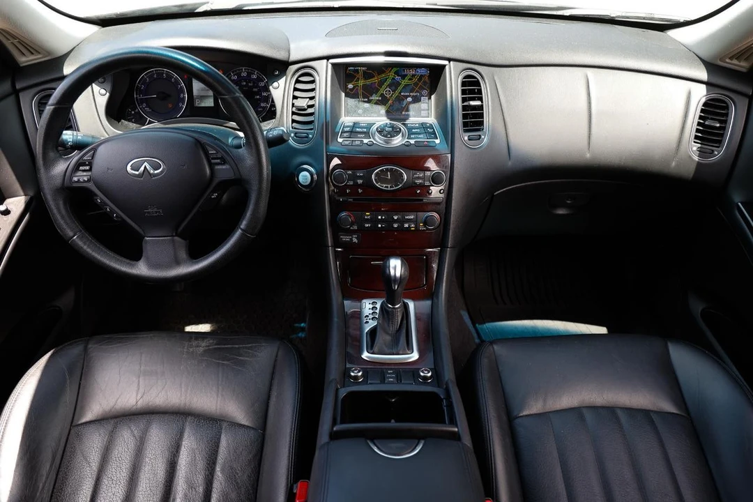 2011 Infiniti EX/QX50 1st Gen - Image 2 of 31