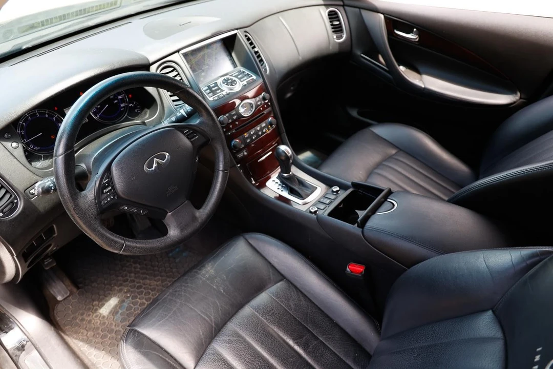 2011 Infiniti EX/QX50 1st Gen - Image 4 of 31