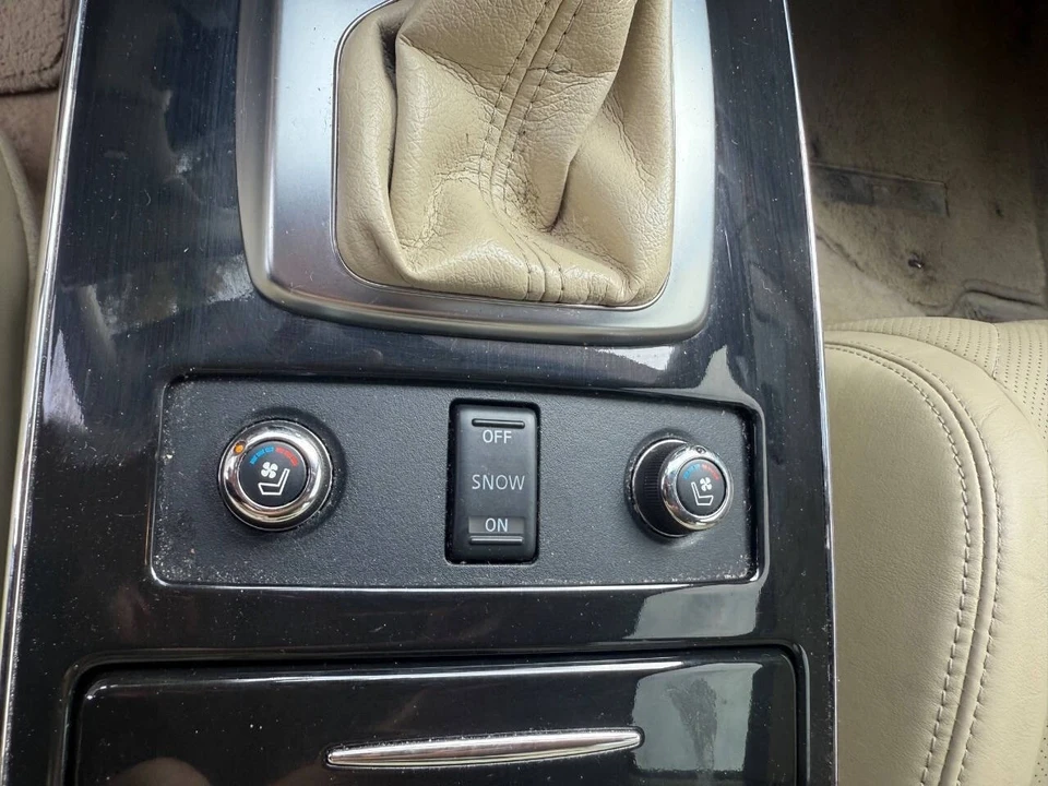 2011 Infiniti FX/QX 2nd Gen - Image 16 of 21