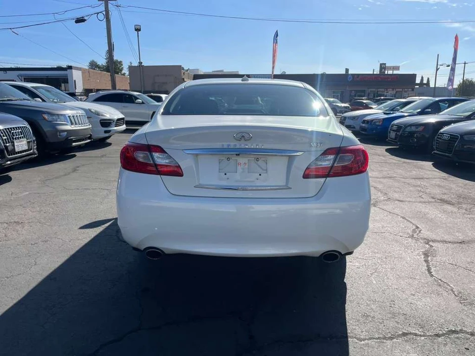 2011 Infiniti M/Q70 4th Gen - Image 5 of 17