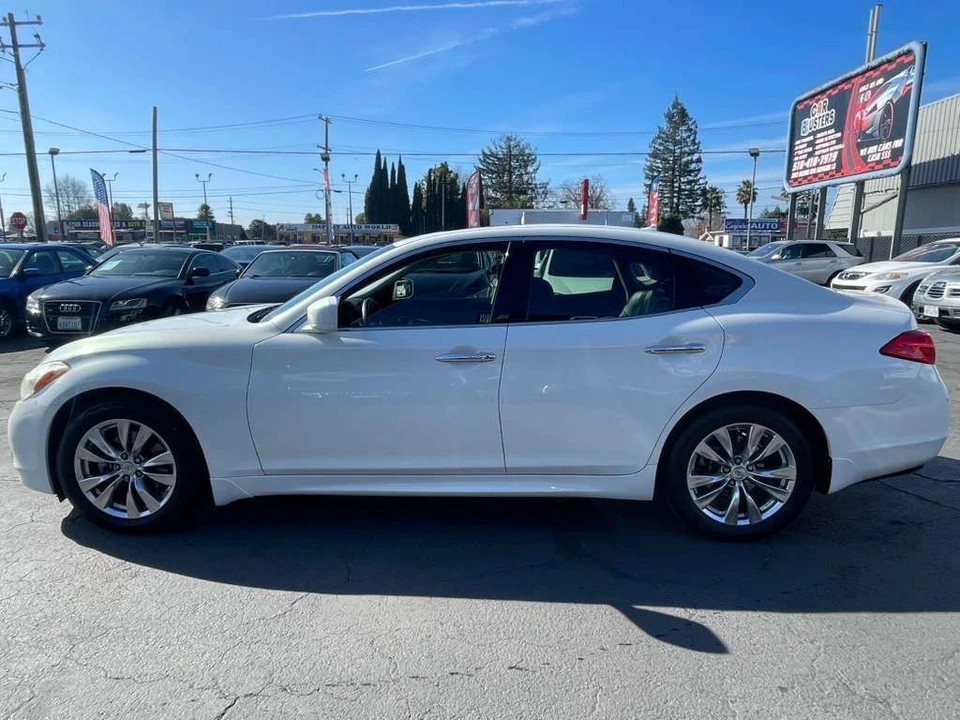 2011 Infiniti M/Q70 4th Gen - Image 3 of 17
