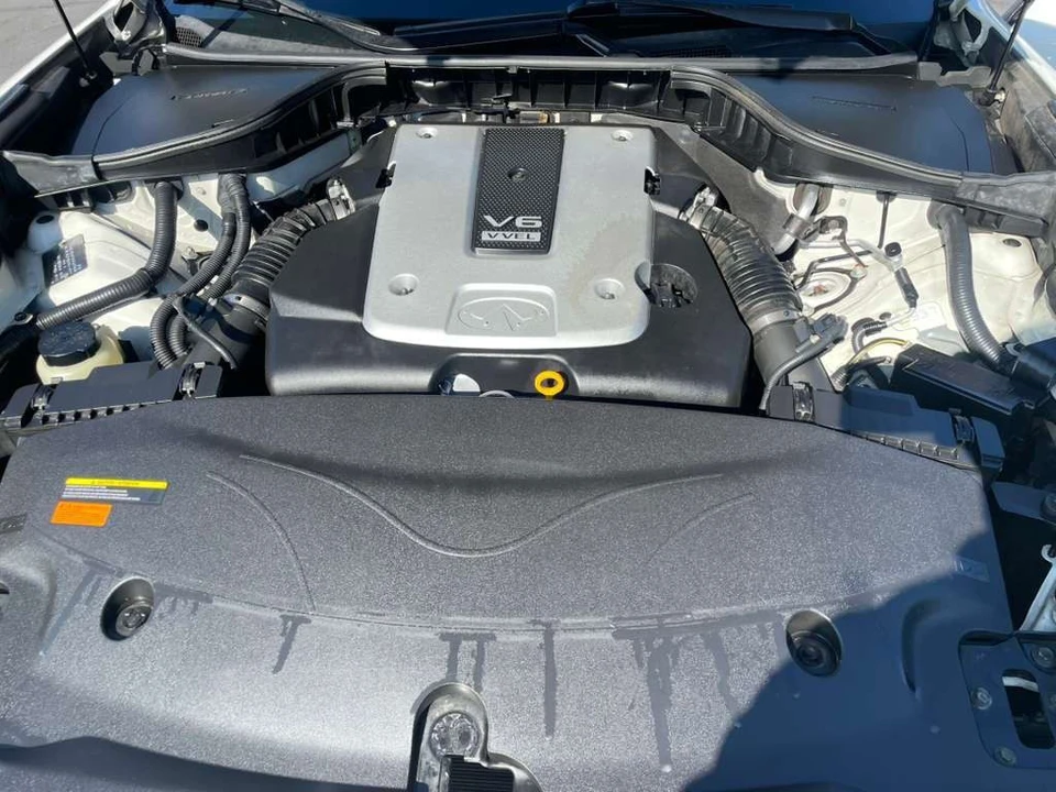 2011 Infiniti M/Q70 4th Gen - Image 15 of 17
