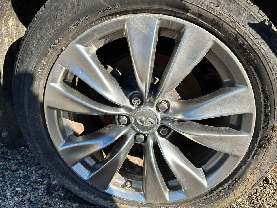 2011 Infiniti M/Q70 4th Gen - Image 6 of 10