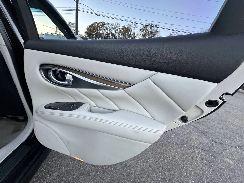 2011 Infiniti M/Q70 4th Gen - Image 14 of 23