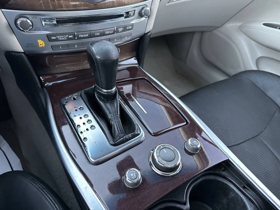 2011 Infiniti M/Q70 4th Gen - Image 20 of 23