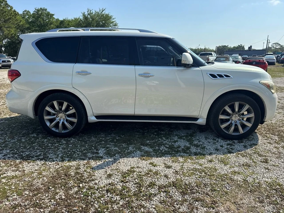 2011 Infiniti QX80 - Image 4 of 17