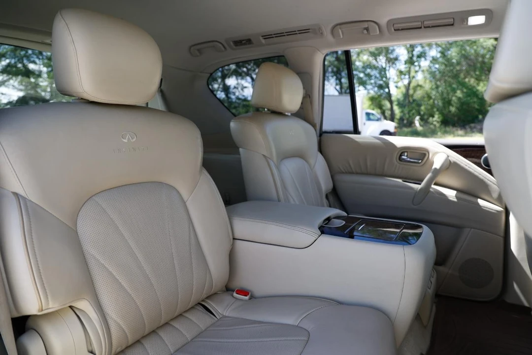 2011 Infiniti QX80 - Image 14 of 21
