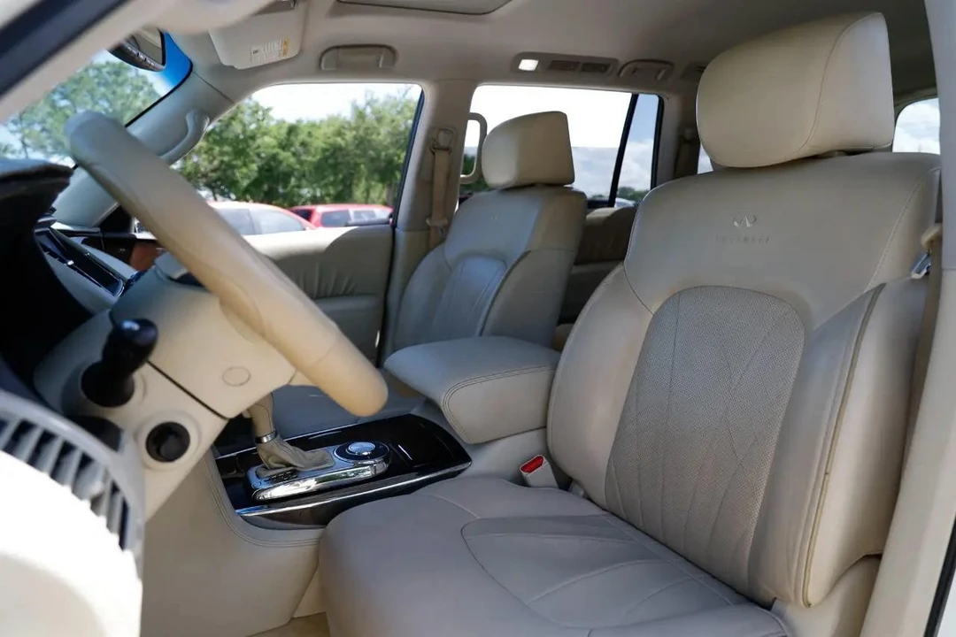 2011 Infiniti QX80 - Image 6 of 21