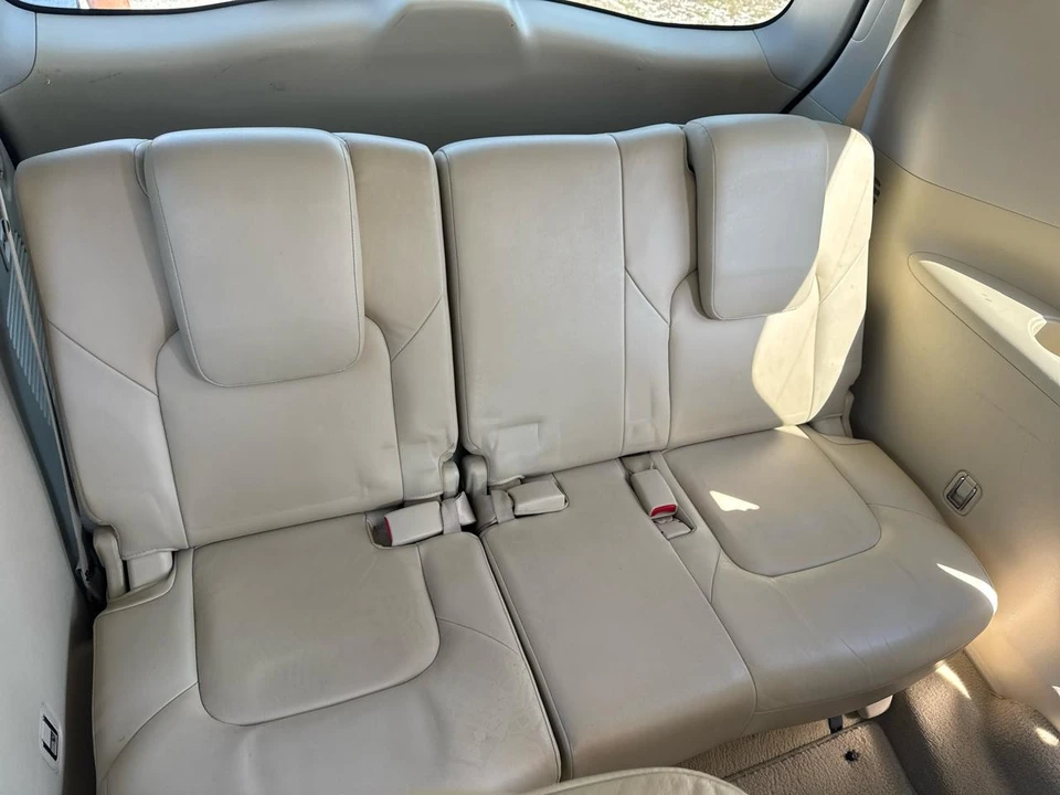 2011 Infiniti QX80 - Image 16 of 17