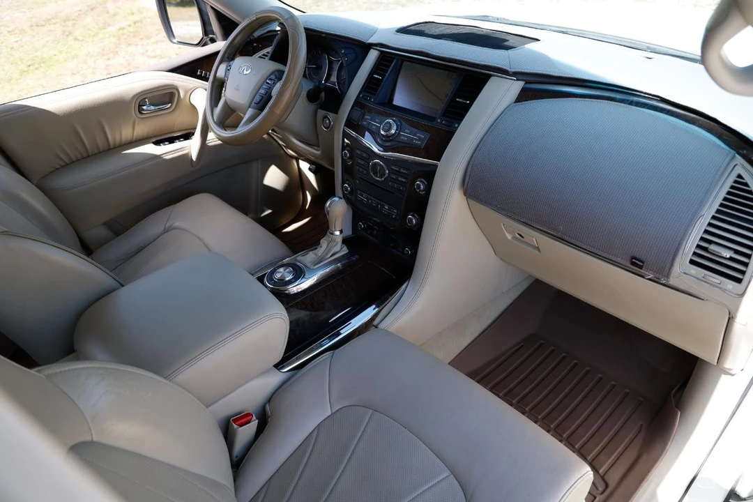 2011 Infiniti QX80 - Image 18 of 21