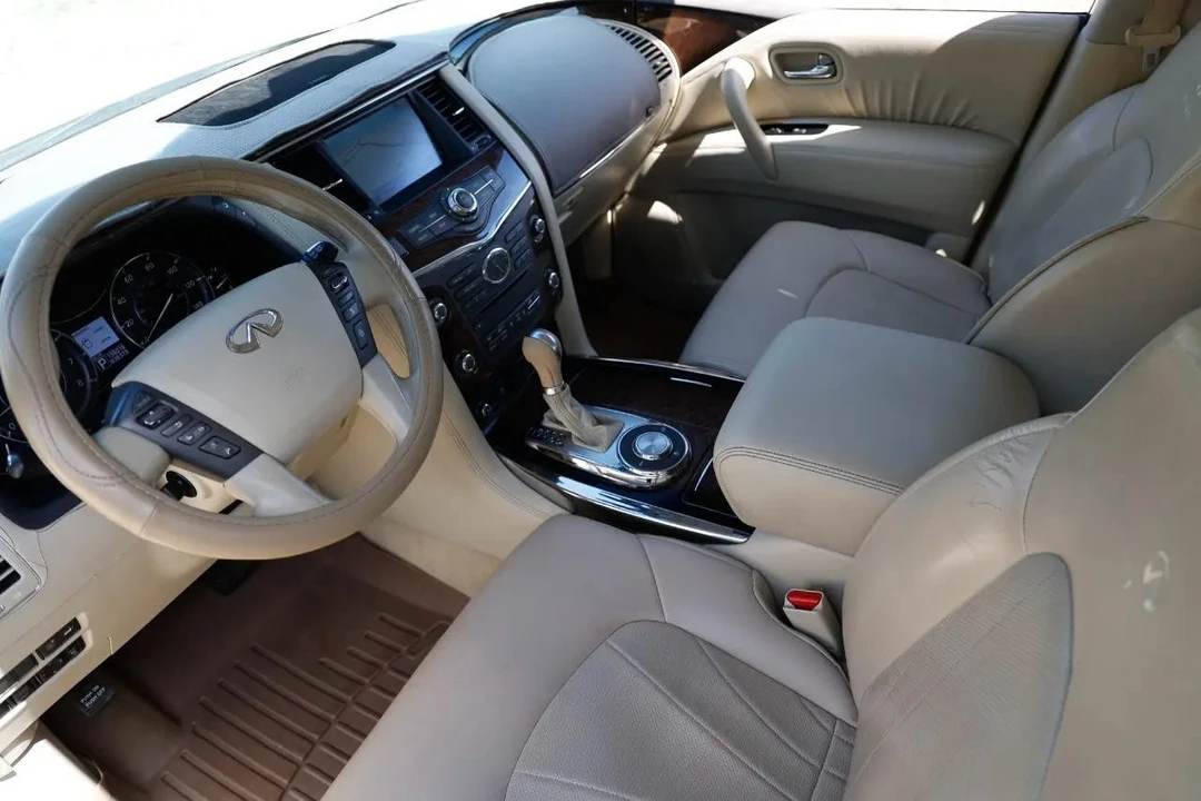 2011 Infiniti QX80 - Image 4 of 21