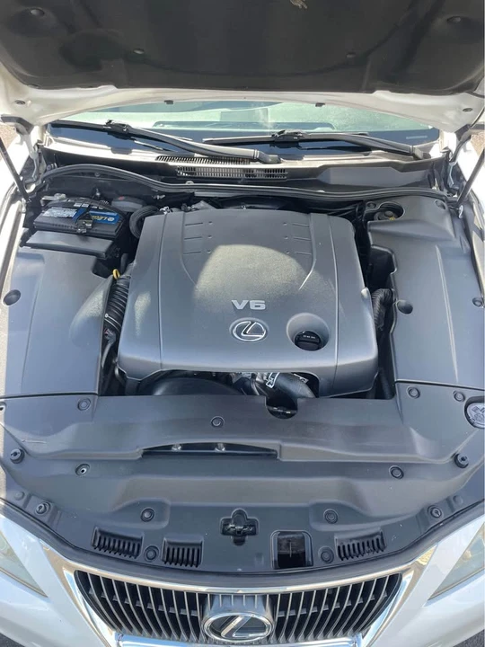 2011 Lexus IS 2nd Gen - Image 9 of 9