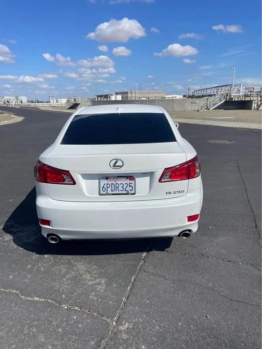 2011 Lexus IS 2nd Gen - Image 2 of 9