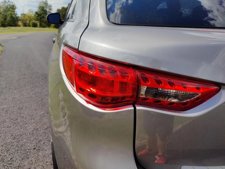 2011 Infiniti FX/QX 2nd Gen - Image 17 of 31