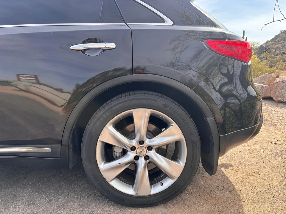 2011 Infiniti FX/QX 2nd Gen - Image 21 of 31