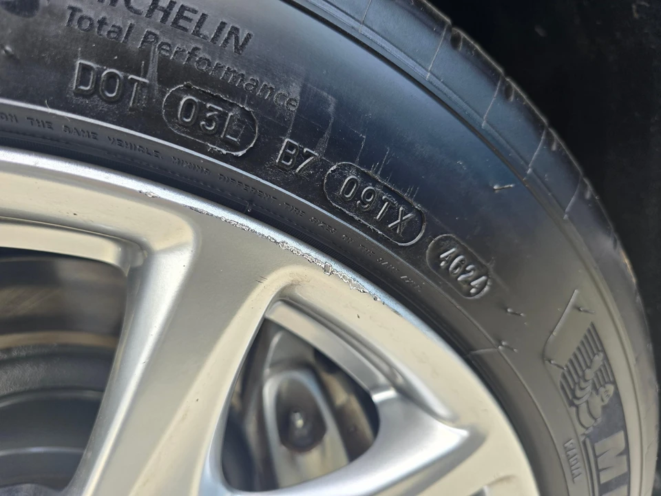 2011 Infiniti G37/Q40 4th Gen - Image 31 of 31
