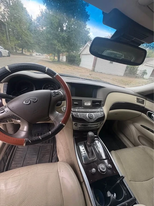2011 Infiniti M/Q70 4th Gen - Image 5 of 7