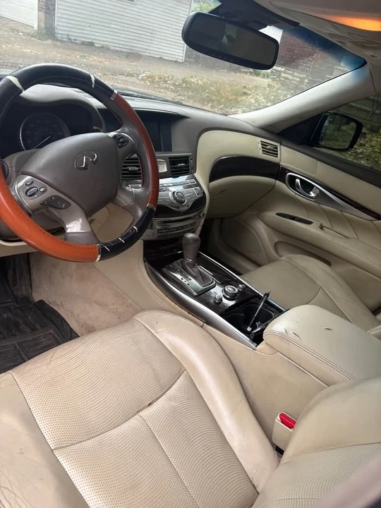 2011 Infiniti M/Q70 4th Gen - Image 4 of 7