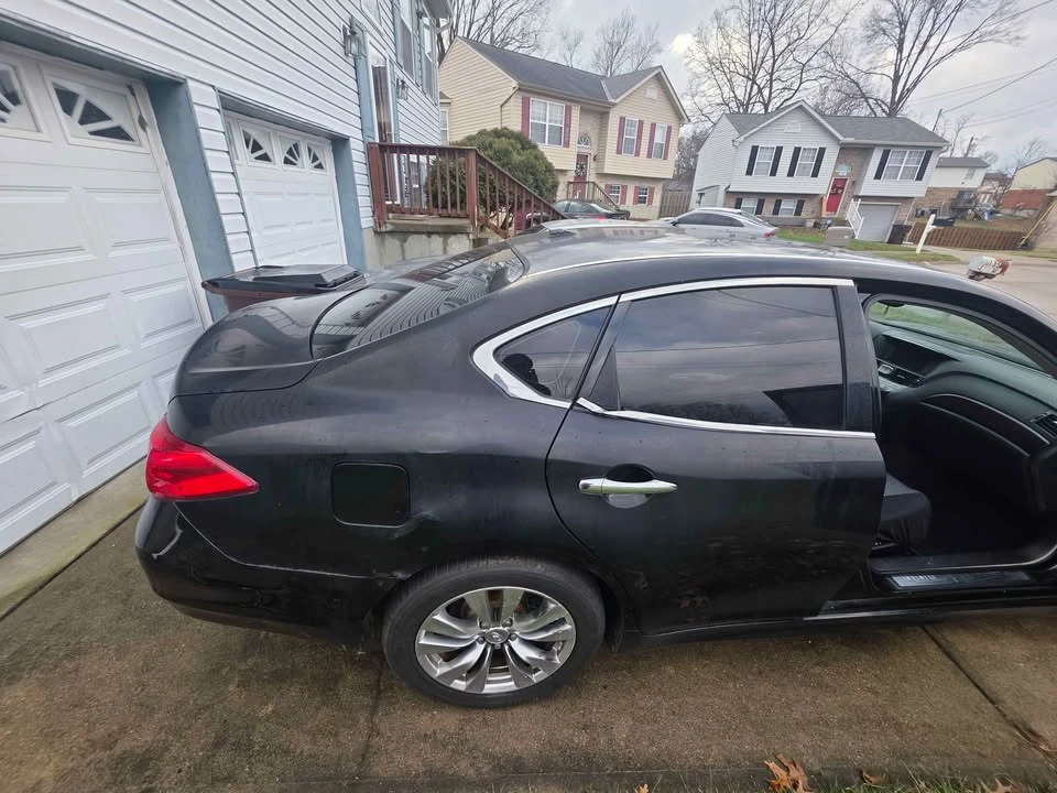 2011 Infiniti M/Q70 4th Gen - Image 6 of 10