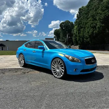 2011 Infiniti M56 S