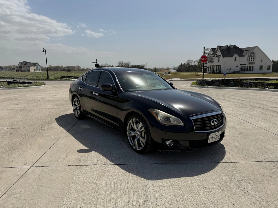 2011 Infiniti M/Q70 4th Gen - Image 9 of 31