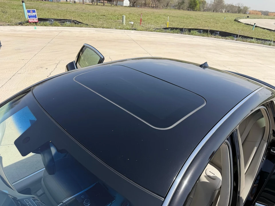 2011 Infiniti M/Q70 4th Gen - Image 31 of 31