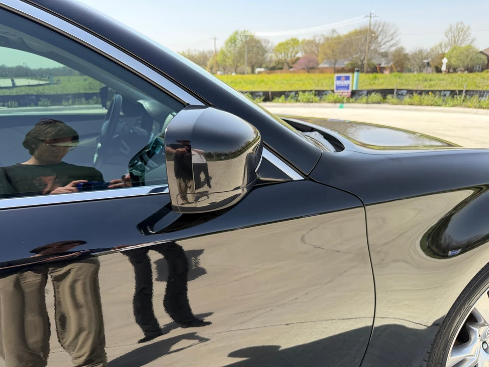2011 Infiniti M/Q70 4th Gen - Image 28 of 31